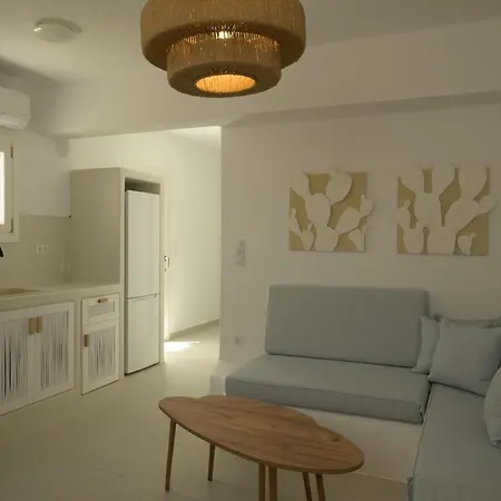 Mercedes, Private Pool & Panoramic View, Avlia Hill, By Naxosvibe *