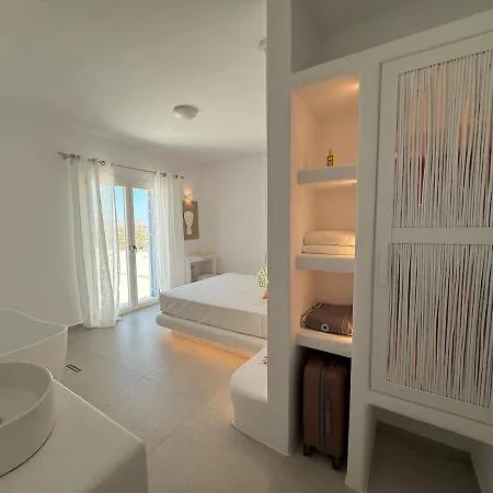 Mercedes, Private Pool & Panoramic View, Avlia Hill, By Naxosvibe فيلة