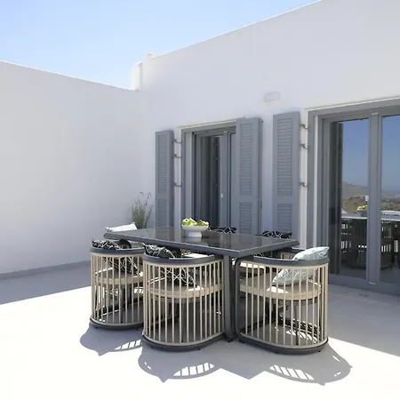 Mercedes, Private Pool & Panoramic View, Avlia Hill, By Naxosvibe
