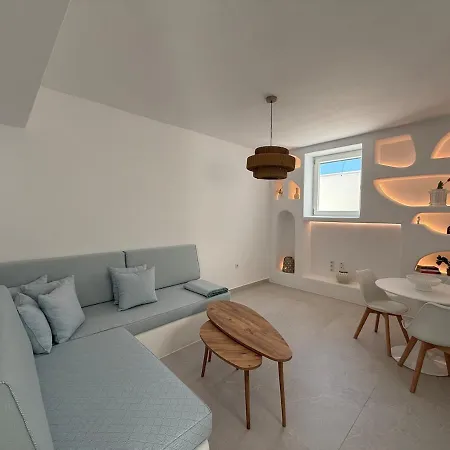 Mercedes, Private Pool & Panoramic View, Avlia Hill, By Naxosvibe *